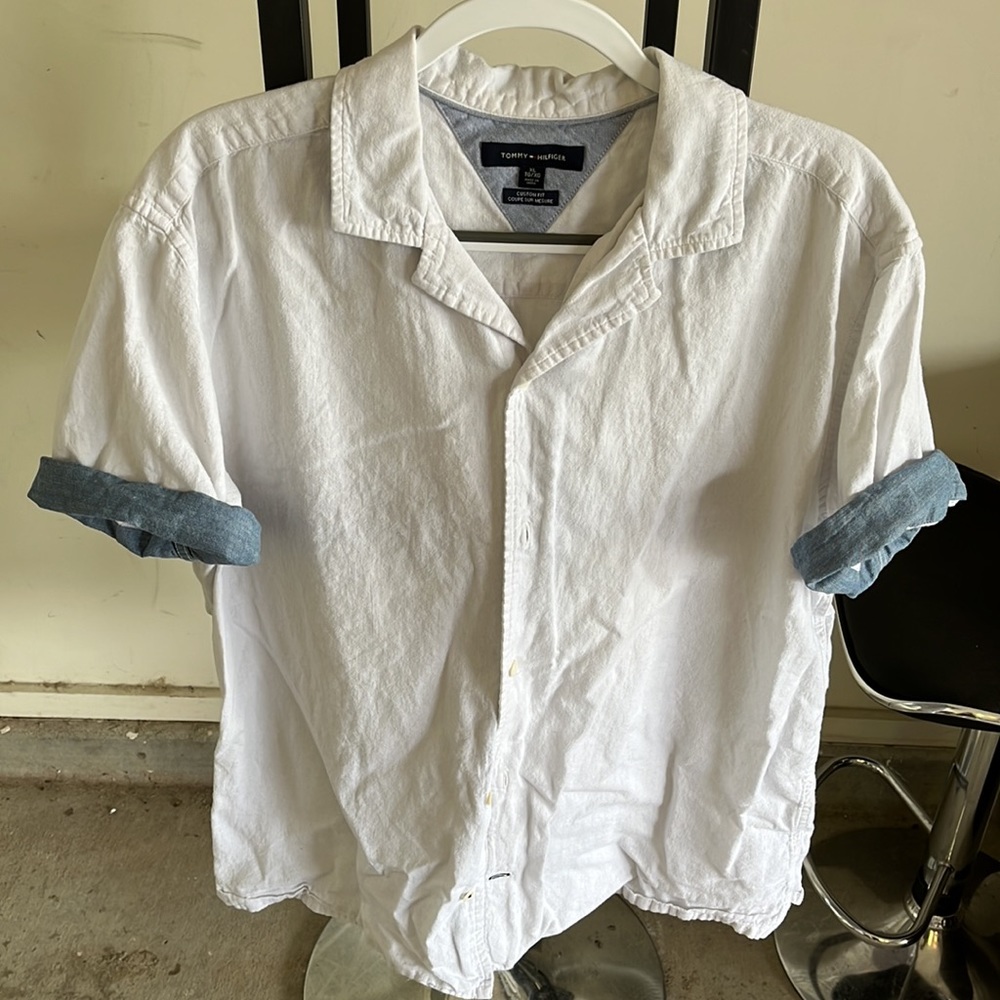 Tommy Hilfiger Mens button up size XL